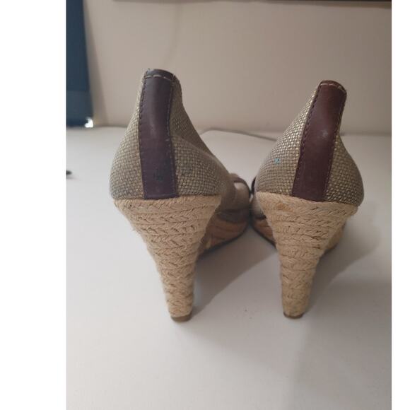 Michael Kors Wedge Espadrille Shoes Brown Tan Gold Hardware Logo Sz 9 - Picture 3 of 5